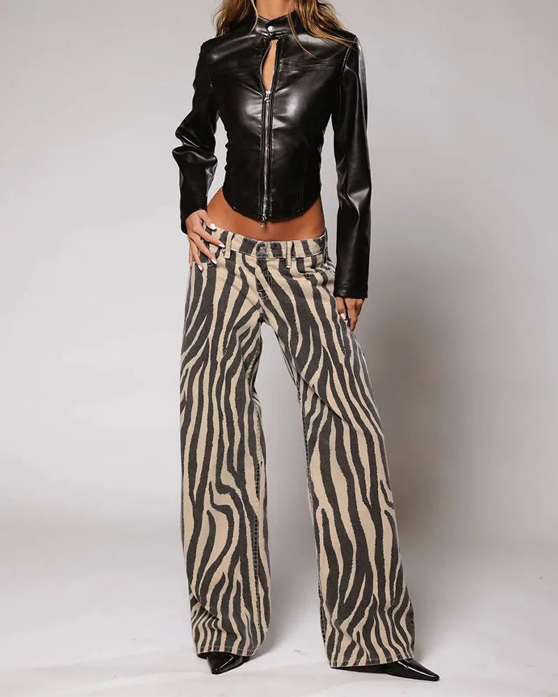 Pantalón Vaquero Zebra : Estilo Urbano, Tiro Bajo y Elegancia Salvaje